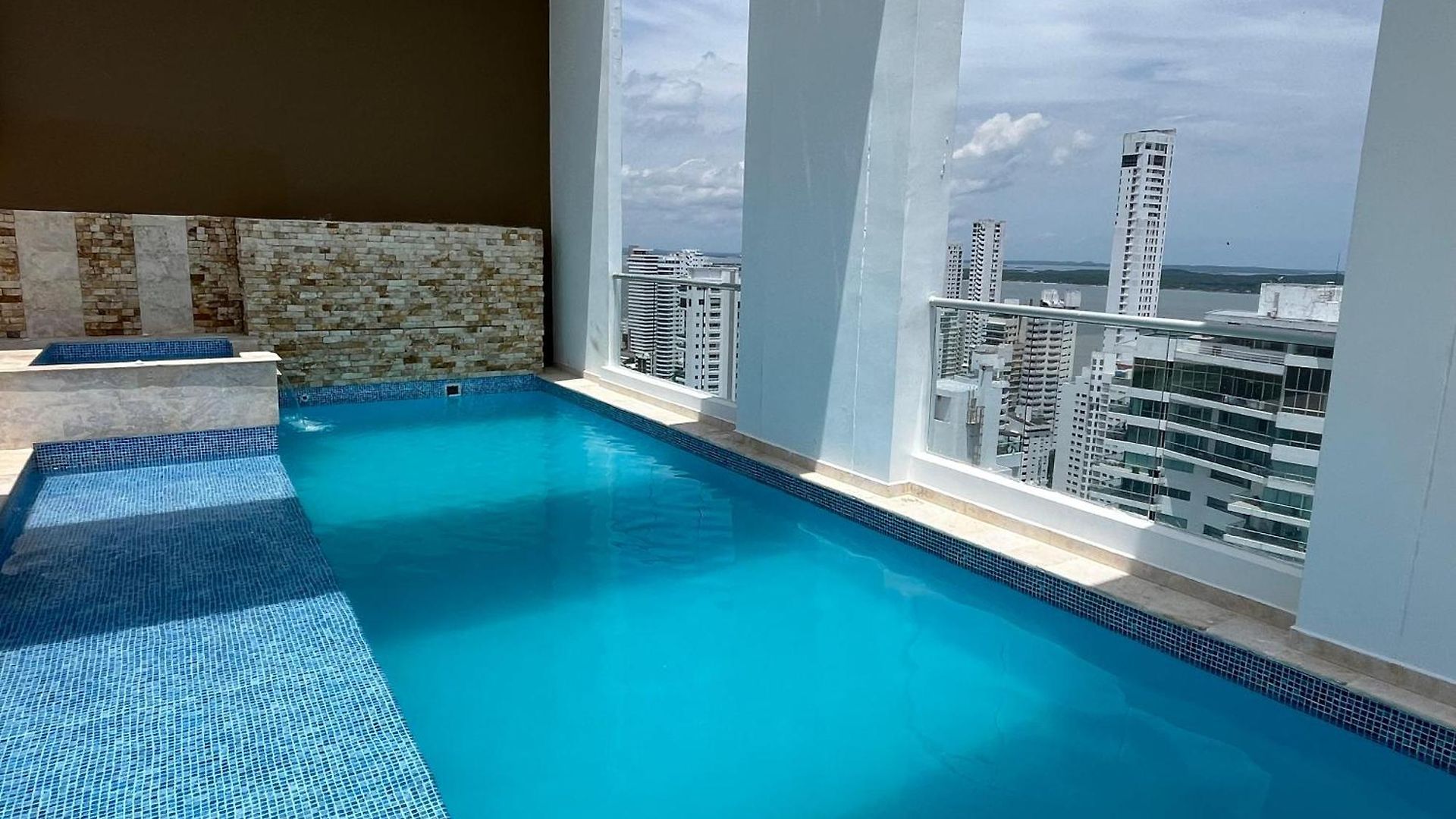 Bocagrande Loft - Livin Colombia Apartamento